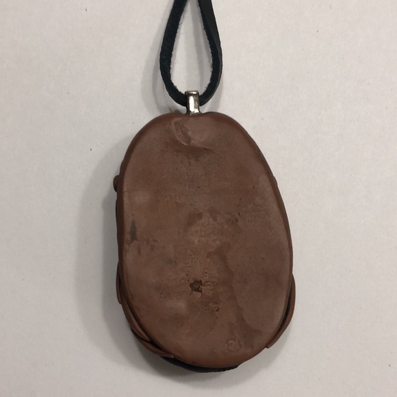 Goddess Within Clay Gemstone pendant on leather cord - Picture 3 of 3